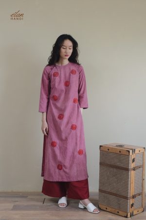 Áo dài thêu tay