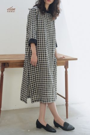 Váy kẻ Caro