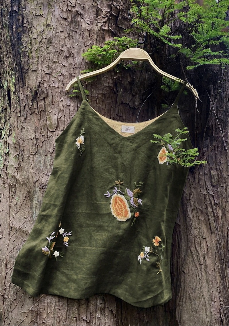 Elan Áo 2 dây thêu thêu tay cụm hoa rơi 2