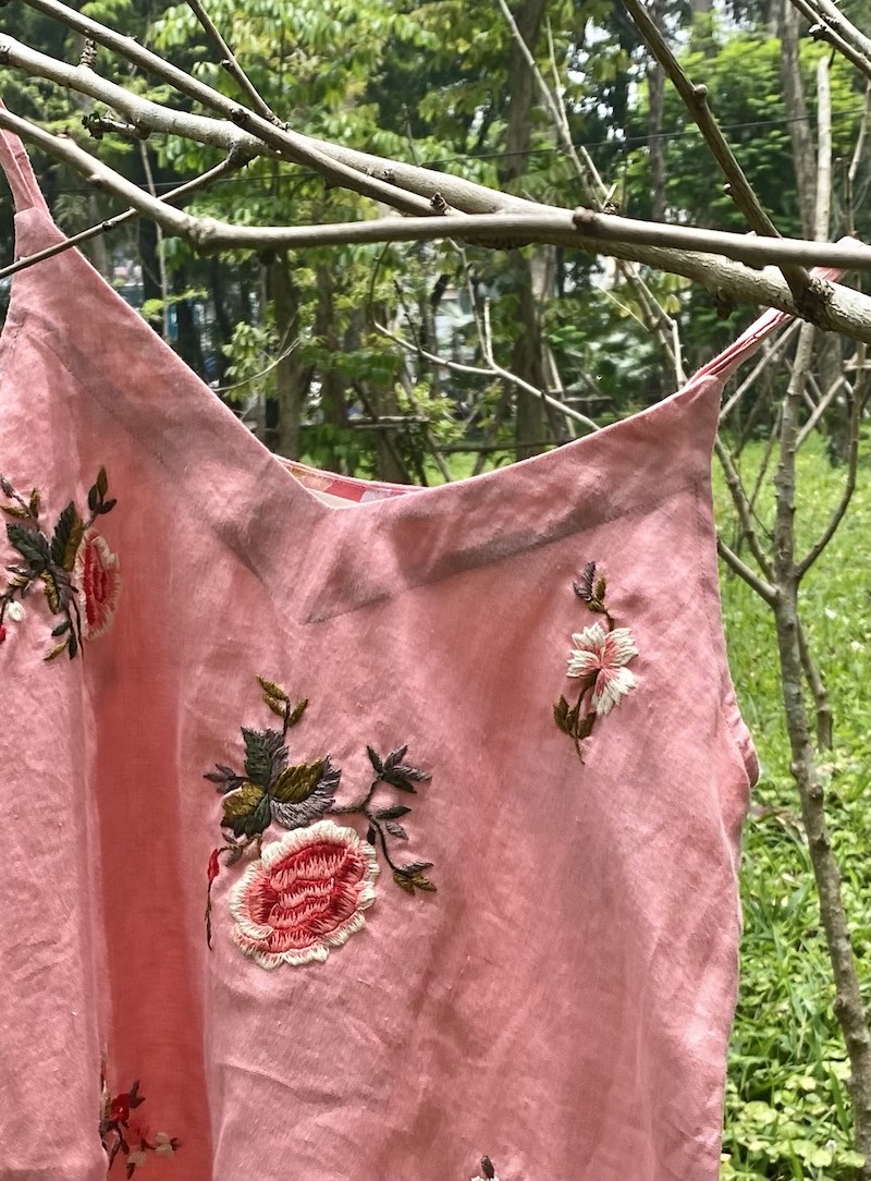 Elan Áo 2 dây thêu thêu tay cụm hoa rơi 5