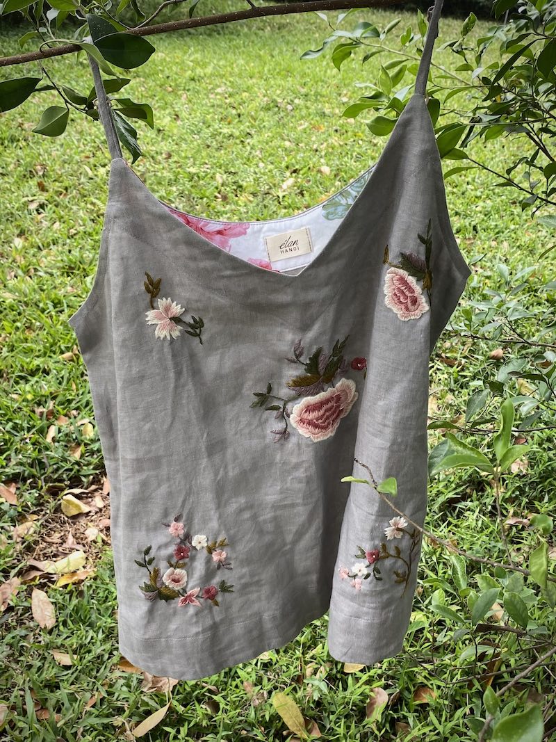 Elan Áo 2 dây thêu thêu tay cụm hoa rơi 6