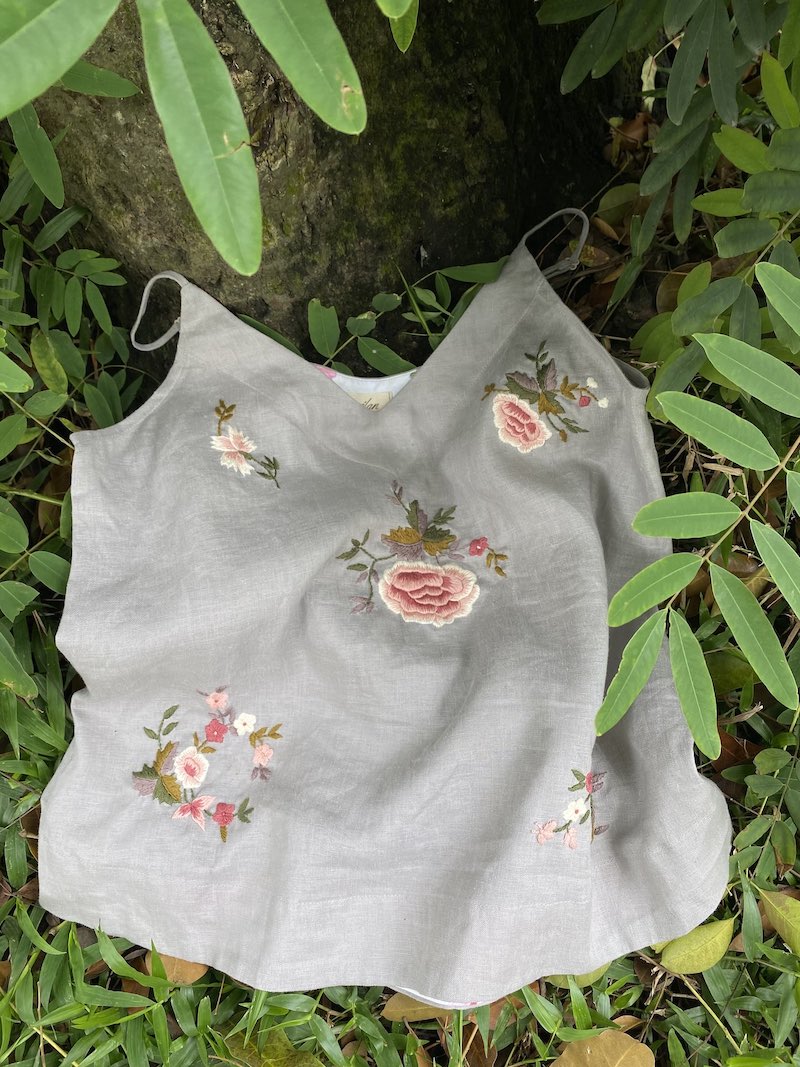 Elan Áo 2 dây thêu thêu tay cụm hoa rơi 7