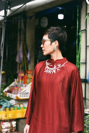 Áo dài Tafta tằm thêu tay