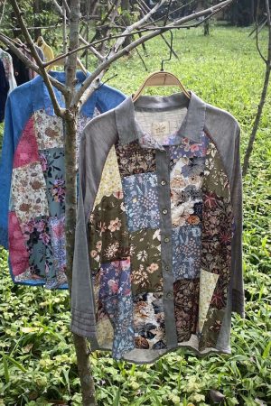 Áo sơ mi phối hoa