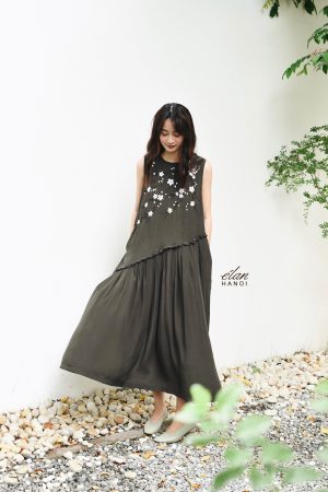 Váy babydoll dáng dài thêu