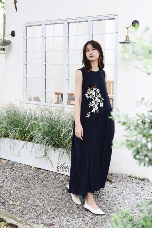 Váy babydoll dáng dài thêu